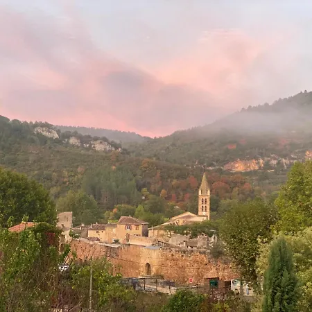 Florence Villa Alet-les-Bains